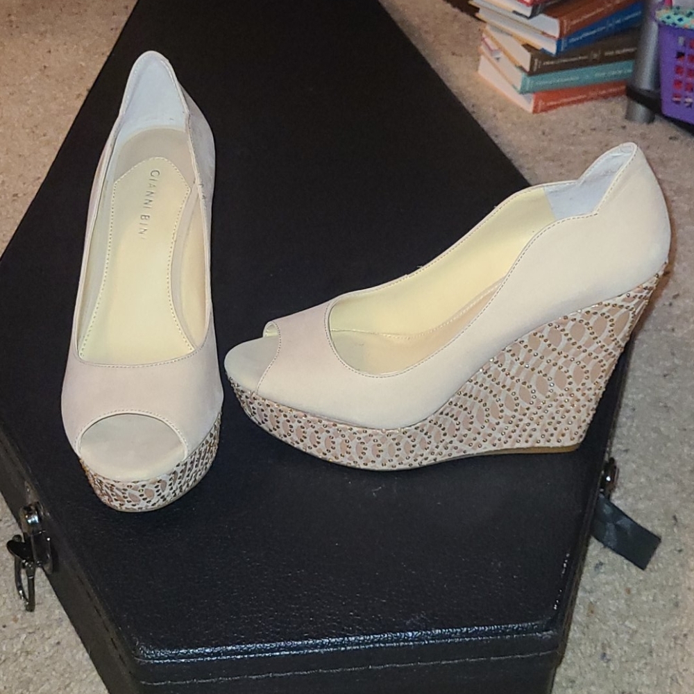 Gianni Bini Wedges
